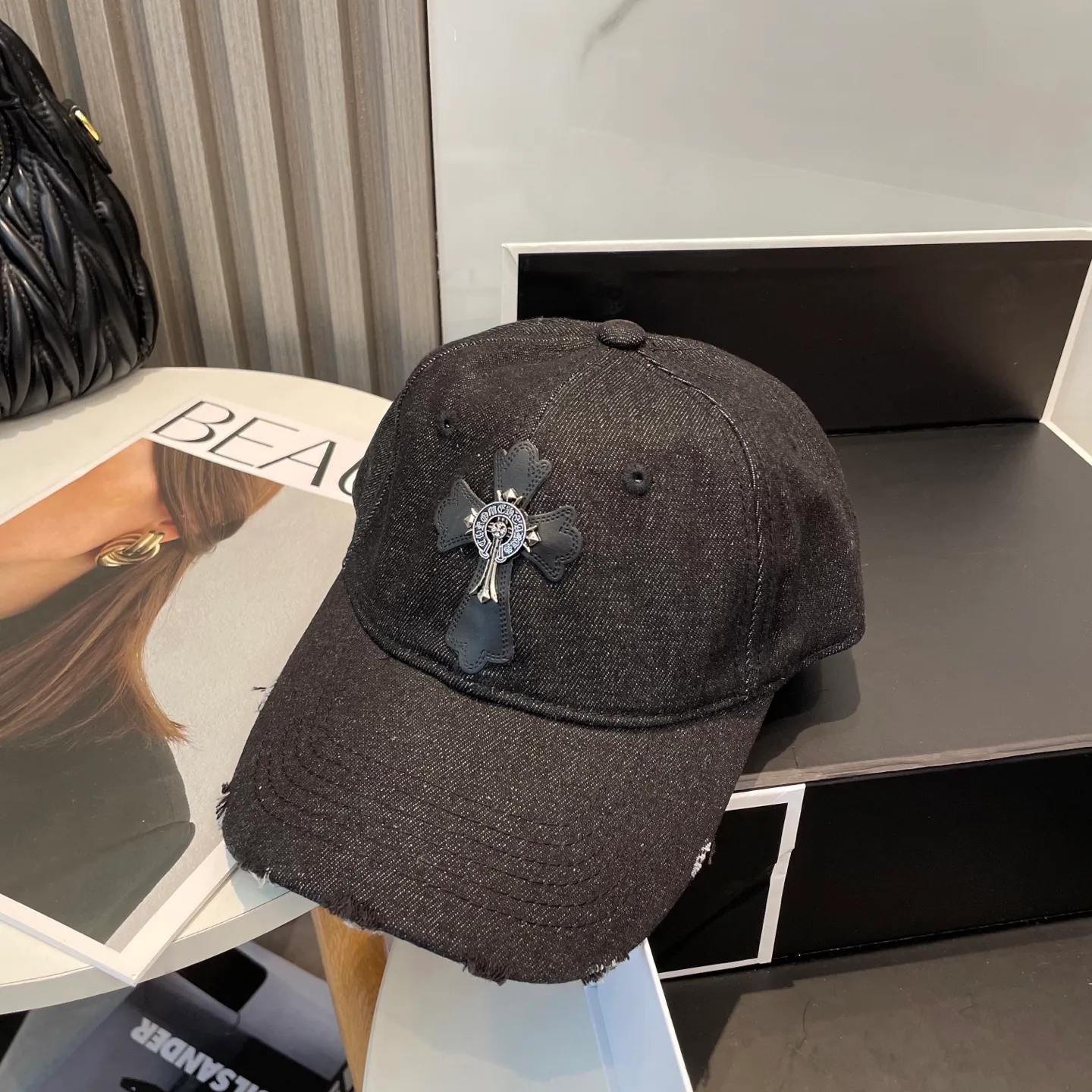 P70 Croxin's new high-quality washed denim baseball cap, high-end customized version! The same style as the internet celebrity fashion blogger! Wall crack recommended! Great quality! Head circumference 57cm